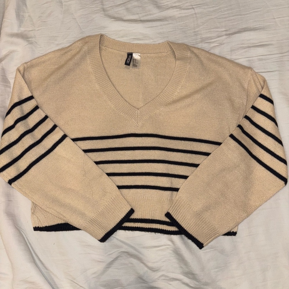H&M Beige and Black Striped V-Neck Sweater